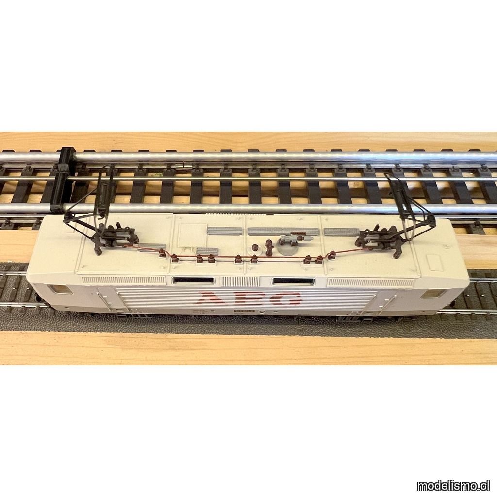 PF Märklin 3441 Locomotora eléctrica BR 143 - MM#8 - usado PF Märklin 3441 Locomotora eléctrica BR 143 - MM#8 - usado