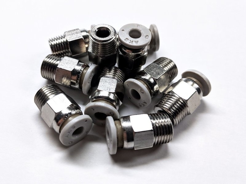 4 Pack PC4-01 NPT (1/8in) Straight-Thru Fittings - For 1.75mm Bowden Tubing