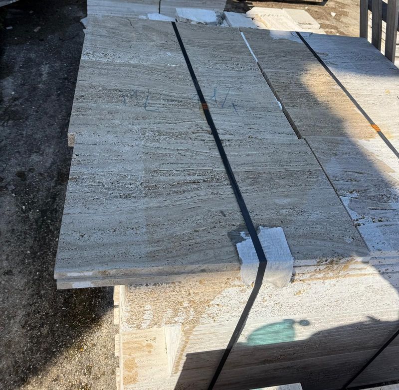 piastrelle travertino noce chiaro - offerta stock limitato - prezzo vendita al metro quadro