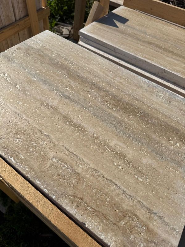 travertino classico stuccato e spazzolato