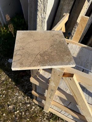 piastrella travertino classico 30x30 stuccato spazzolato falda