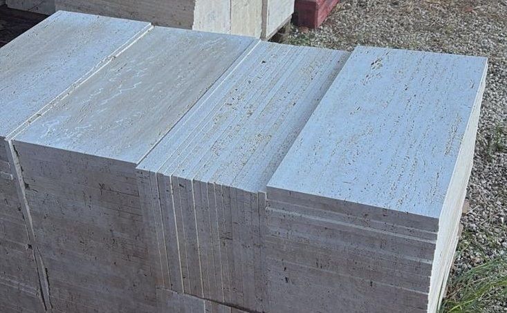 piastrella travertino classico 30x60 grezzo filo sega controfalda