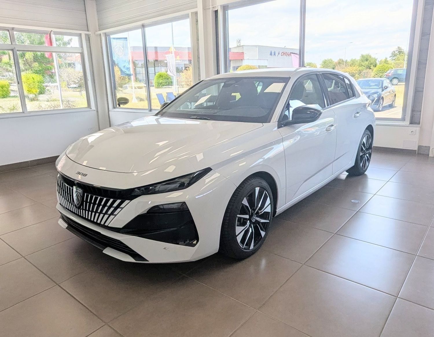 PEUGEOT 308 III allure 145 ch hybrid