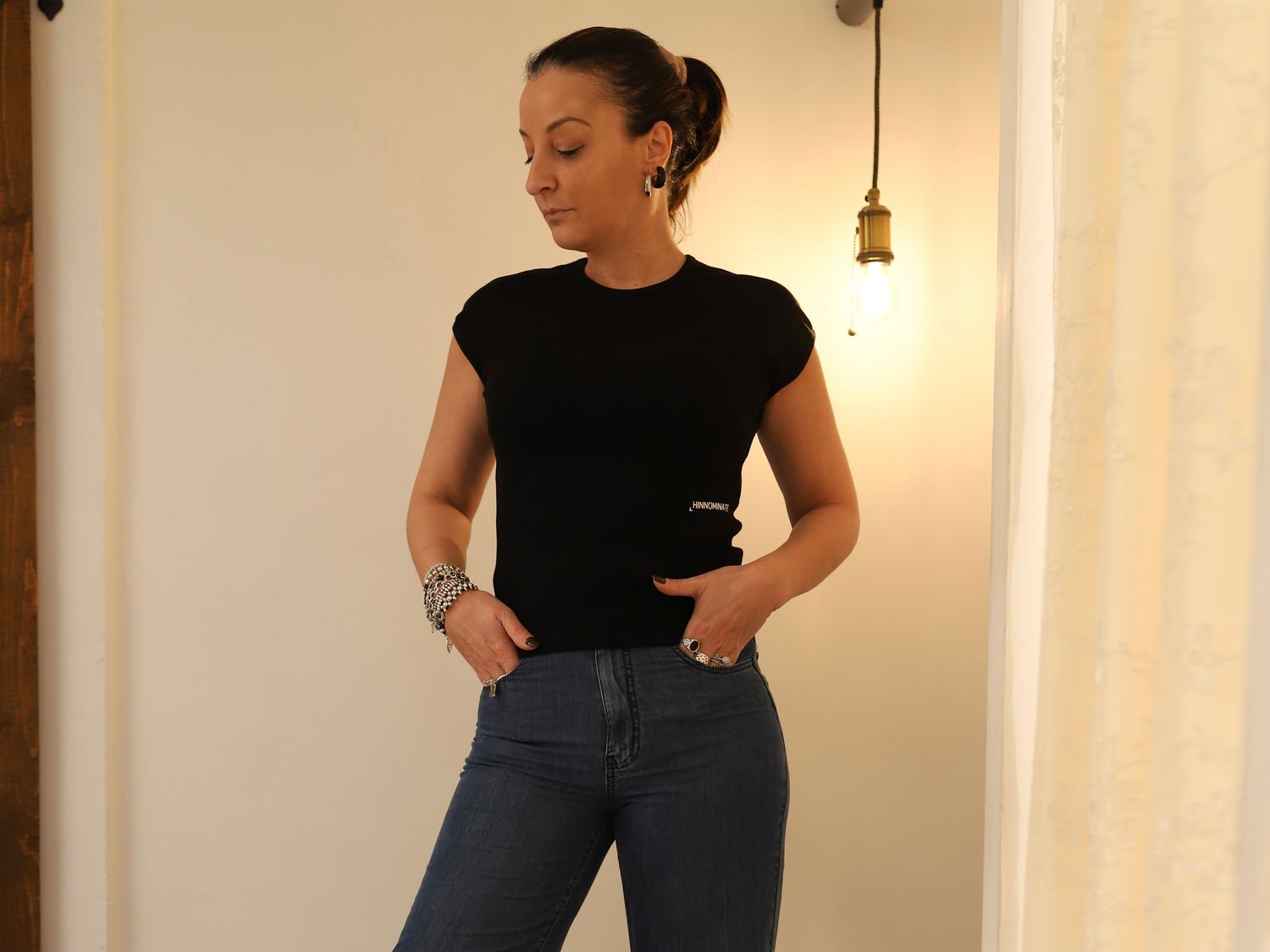 T-shirt mezza manica in costina • Nero HINNOMINATE