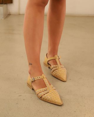 Ballerina borchia con cinturino in vernice nude FATTA A MANO - SPANK