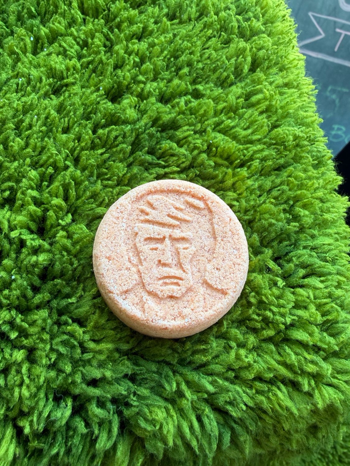 “DUMPY DON” Toilet Cleaning & Freshening Tabs (orange scent & colour) “DUMPY DON” Toilet Cleaning & Freshening Tabs (orange scent & colour)