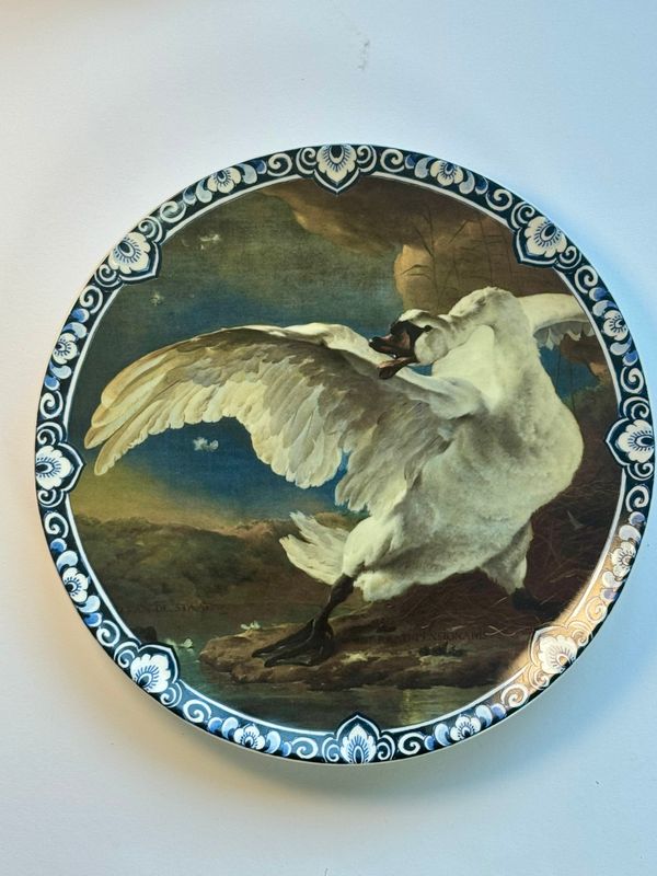 Wandbord De bedreigde zwaan - Keramiek - 31 cm