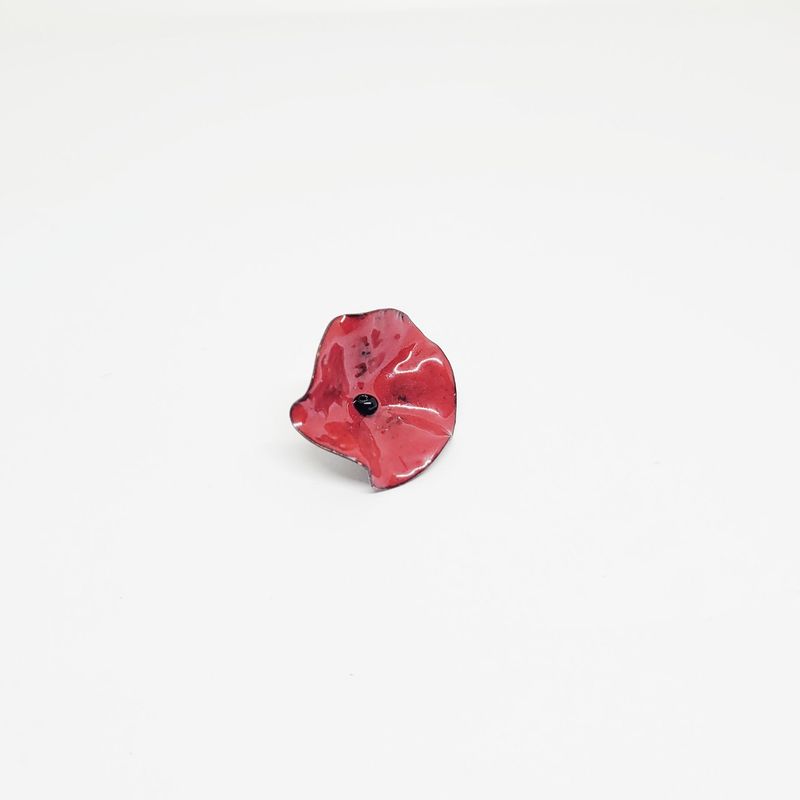 Pin's coquelicot rouge en cuivre émaillé