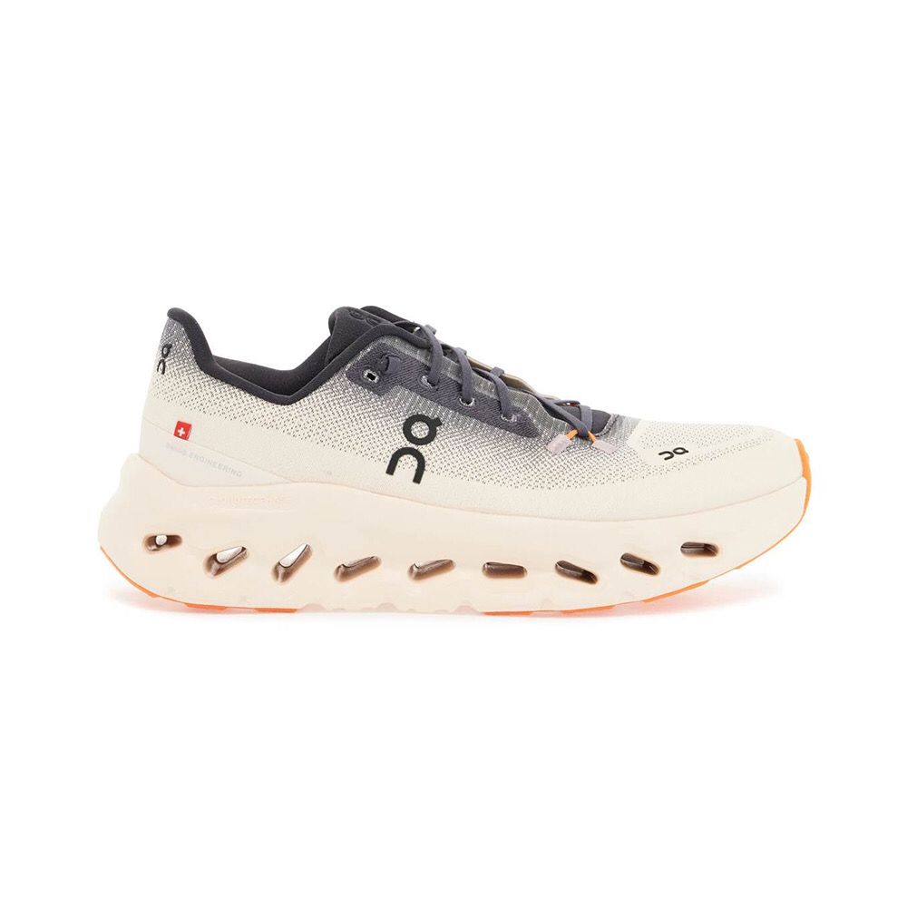 on running cloudtilt beige.purple sneakers