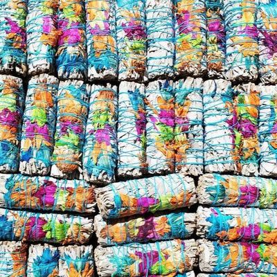 4&quot; Colored Daisies &amp; White Sage Smudge Stick, SKU P08-ms1-N39, UPC 700317379799
