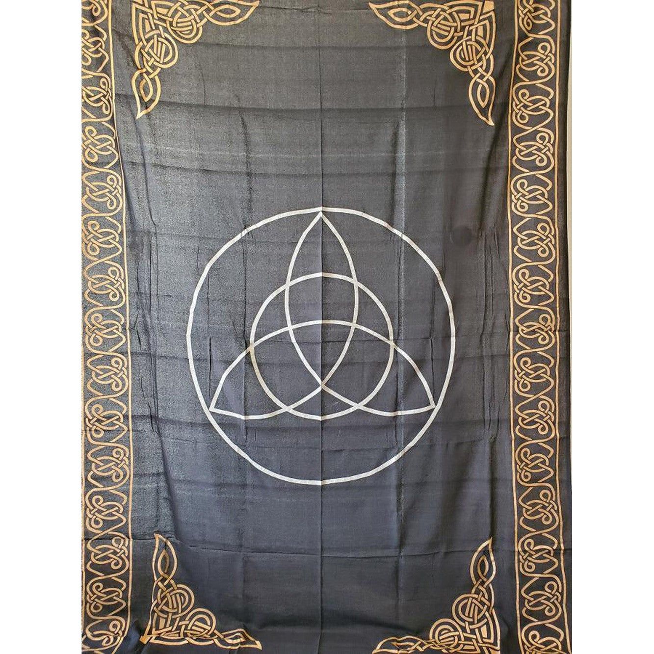 72&quot; x 108&quot; Triquetra Golden Silver Print on Black Tapestry, SKU CPS-CH, UPC 700317308799