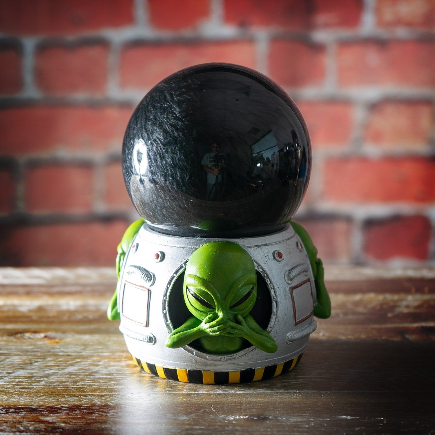 Speak, Hear, See No Evil Alien Storm Ball Statue, SKU PG-15403, UPC 700317355441