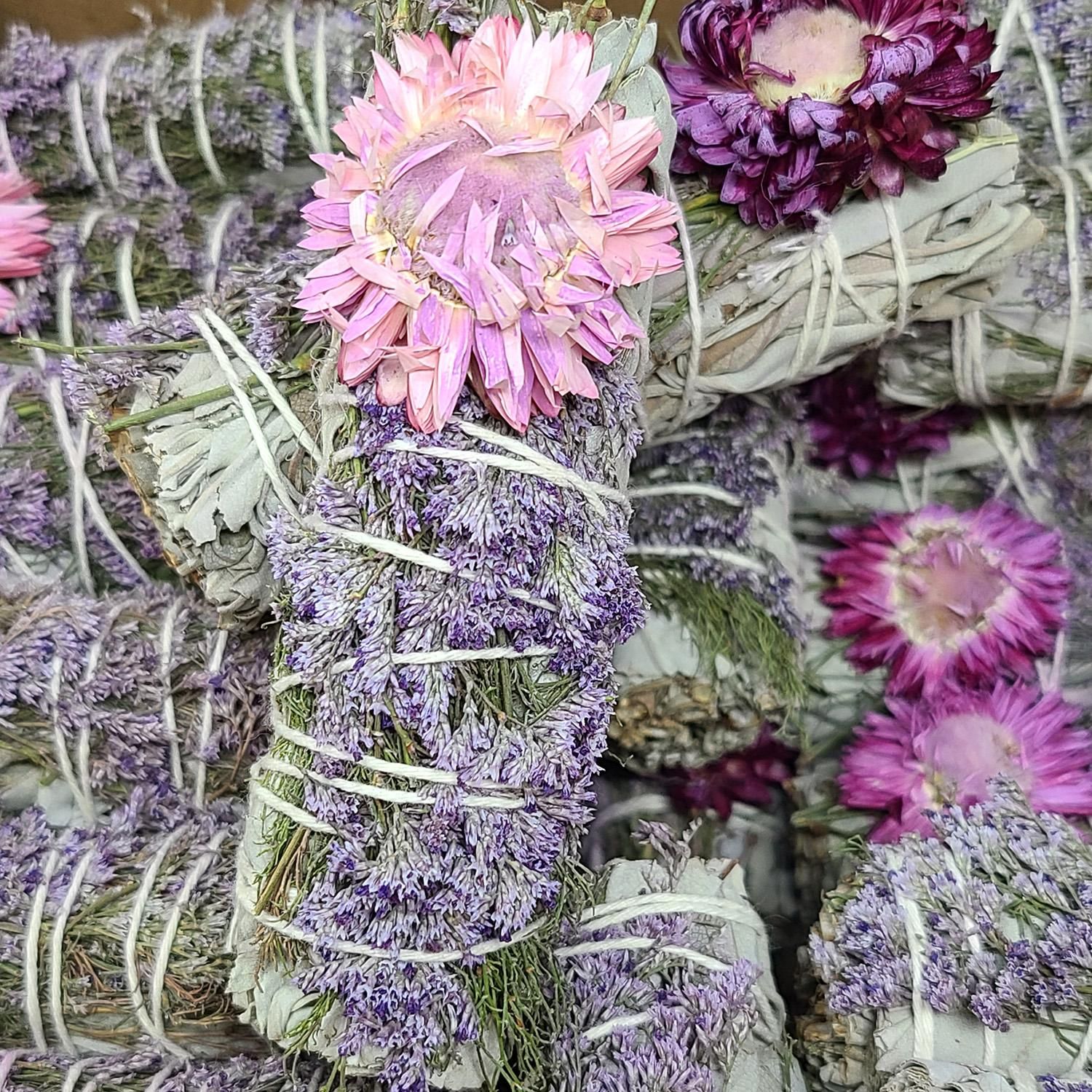 4&quot; White Sage with Caspia &amp; Paper Flower Smudge Stick, SKU MS1-N47-1, UPC 700317304494