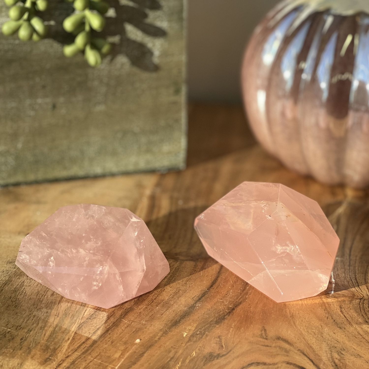 2.5-3&quot; Rose Quartz Multiface Polygon Free Shape, SKU 30423061-M, UPC 6016001472481