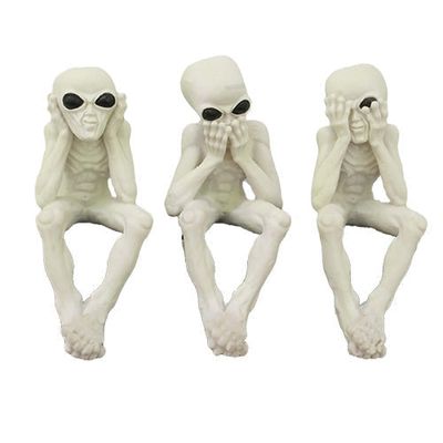 6&quot; Alien Shelf Sitters Statue Set - See, Hear, Speak No Evil (Set of 3), SKU PG-10933, UPC 70031702…