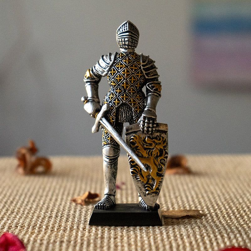 4.75&quot; Medieval Knight Statue, SKU PG-15609, UPC 700317359784