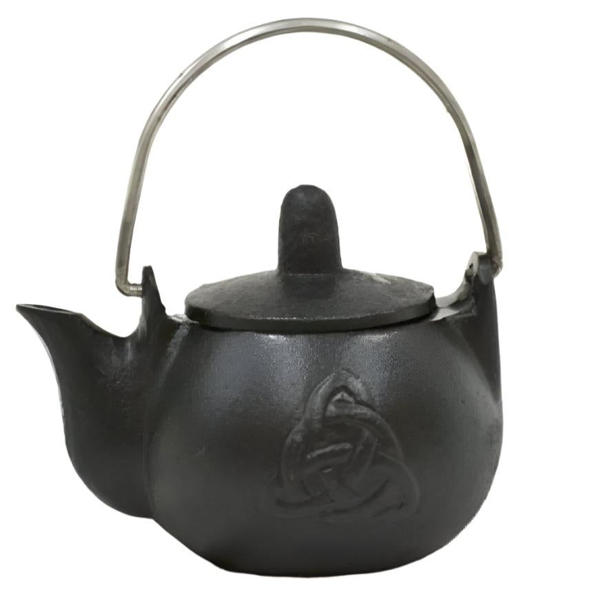 4&quot; Triquetra Cast Iron Kettle with Lid