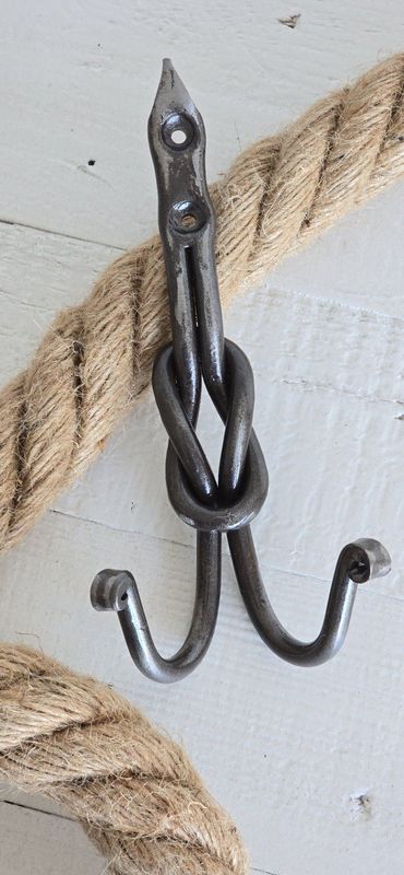 Metal sailors knot coat hook Metal sailors knot coat hook