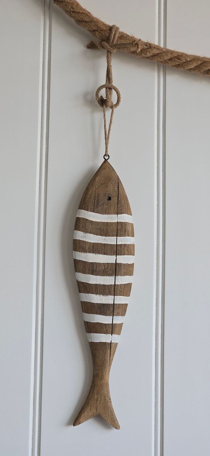 Stripe wooden fish pendant