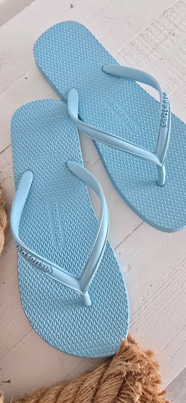 Seasense natural rubber flip flops - Shoreline Blue