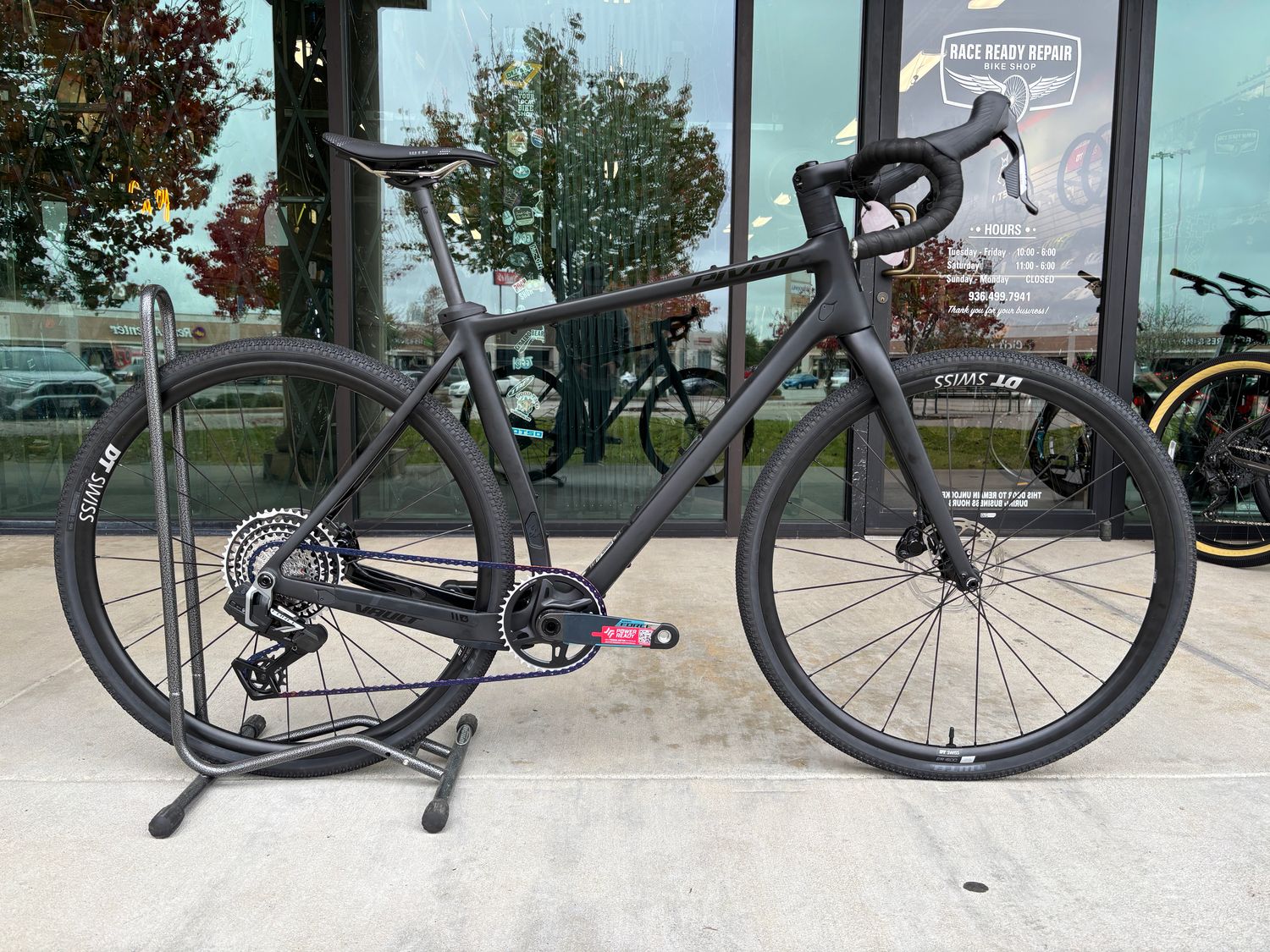 Vault Team Force XPLR AXS STEALTH MD 700C