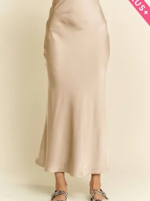 Davi &amp; Dani Curvy Sleek Midi Skirt