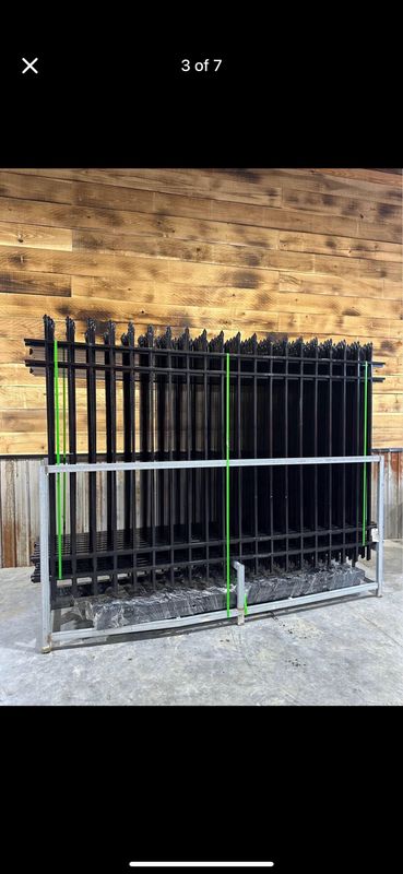 10ft X 7ft Metal Fencing 200ft Panels & Post