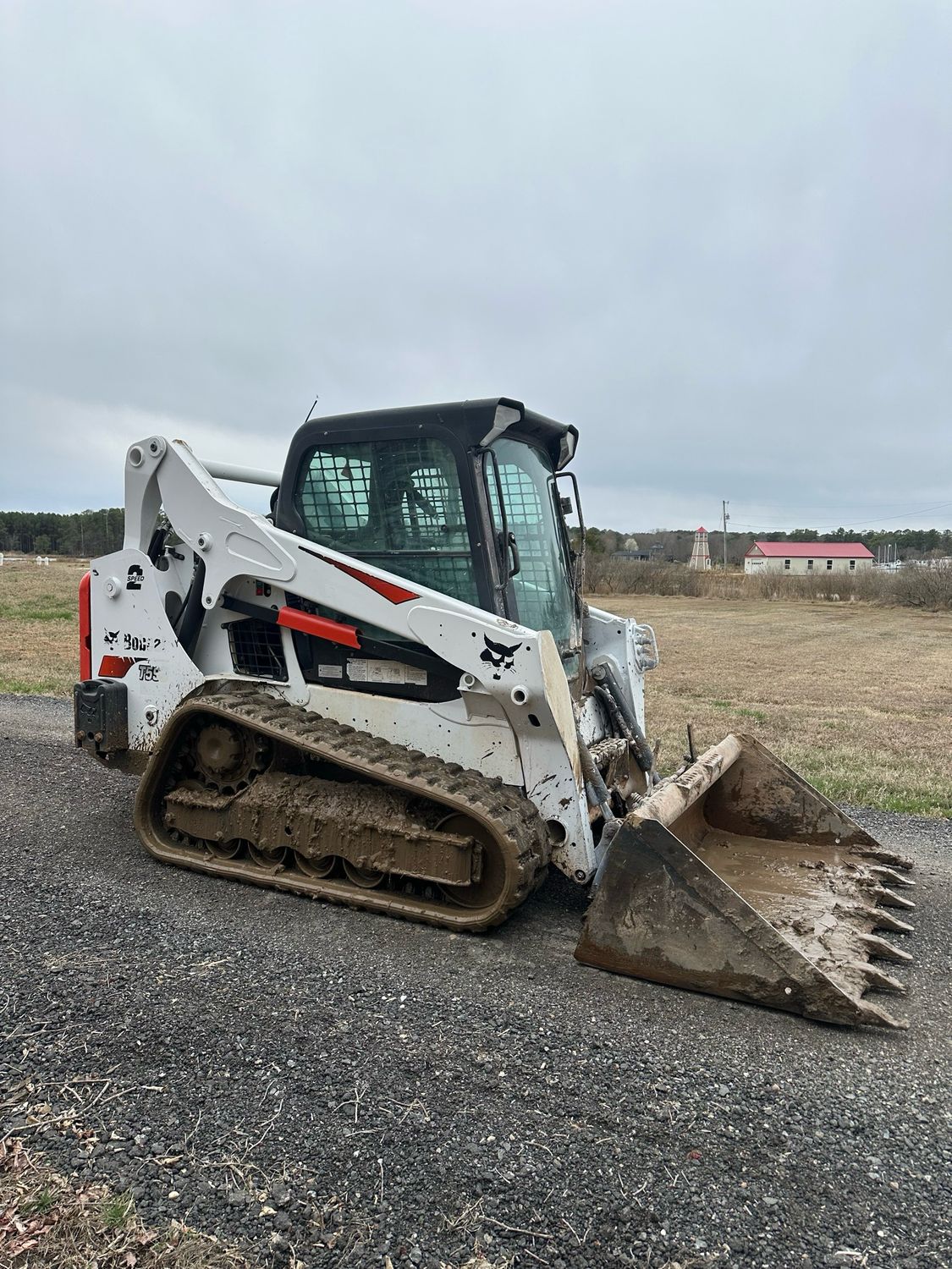 2018 T595 Enclosed Cab 1500hrs Standard Flow