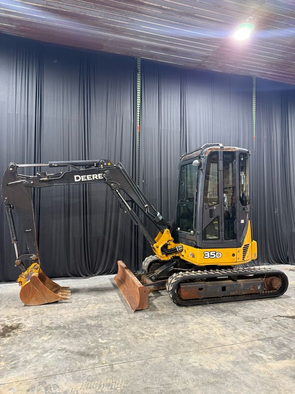 John Deere 35d