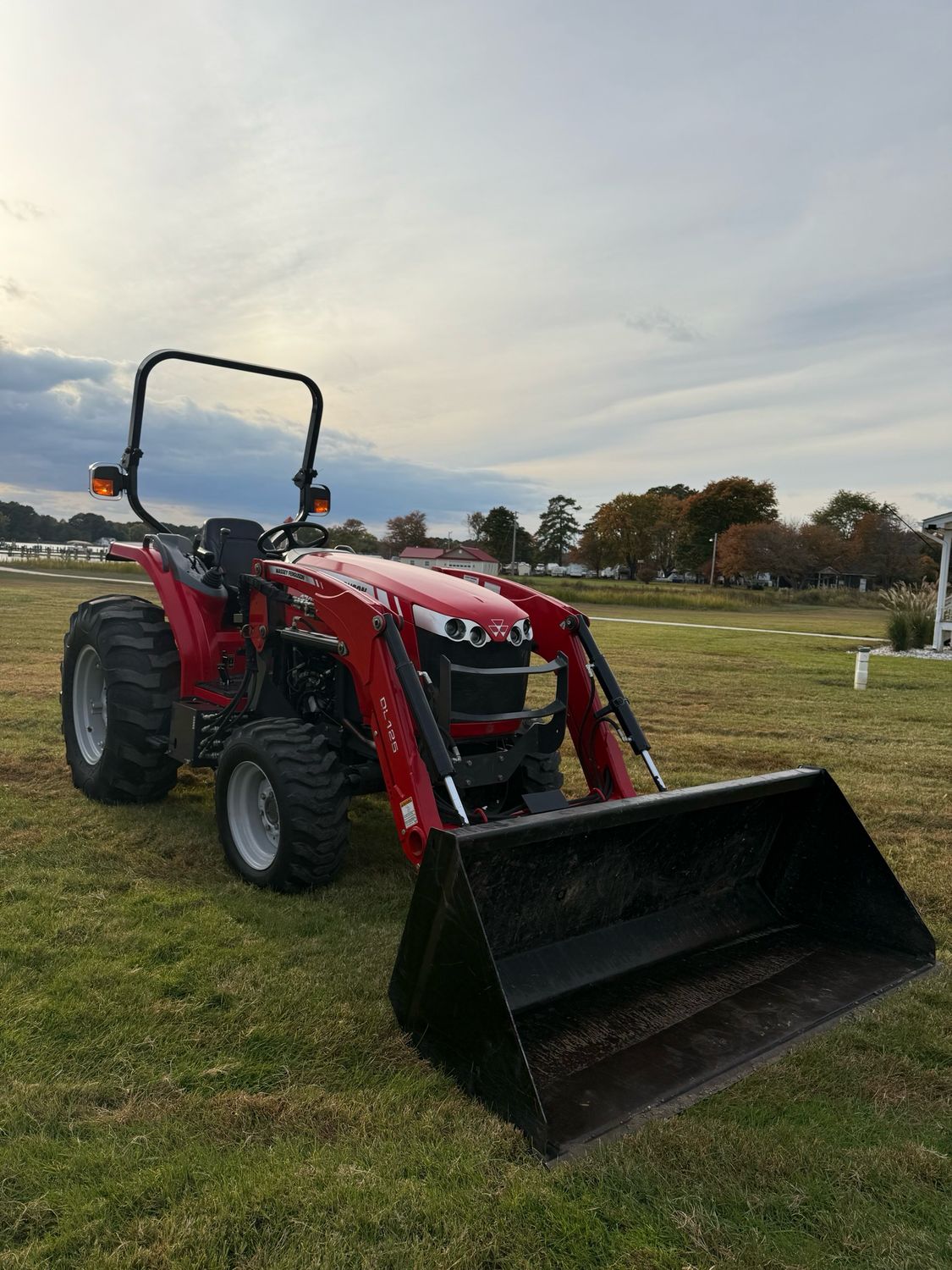 2019 Massey 1742