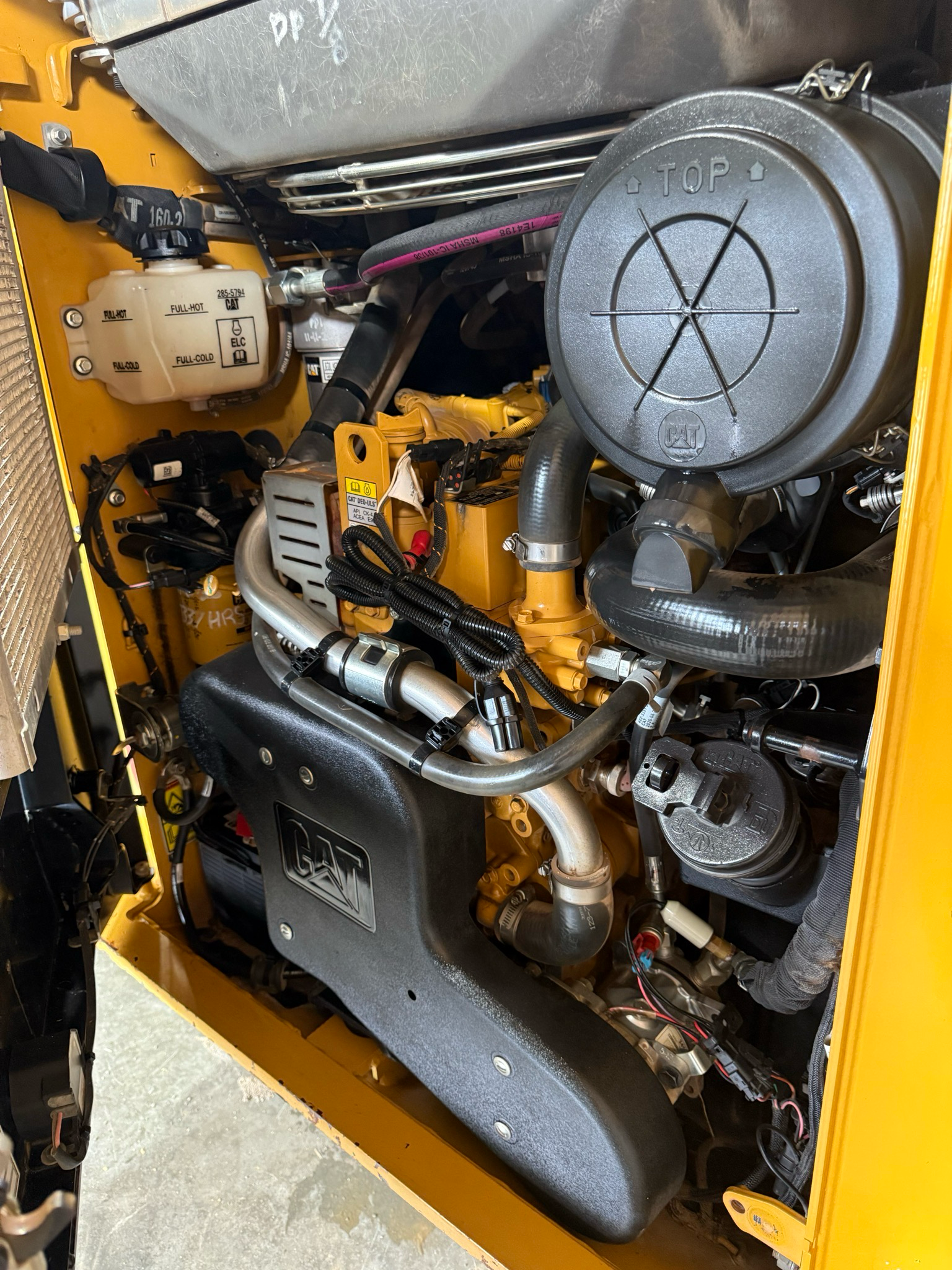2021 Cat 259d3 Enclosed 2000hrs