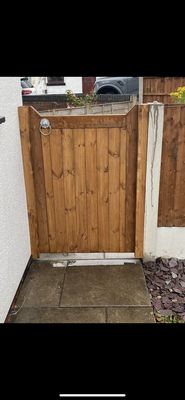 Tongue &amp; Groove Pedestrian Garden Gate