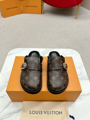 Louis Vuitton women slippers OAIA02