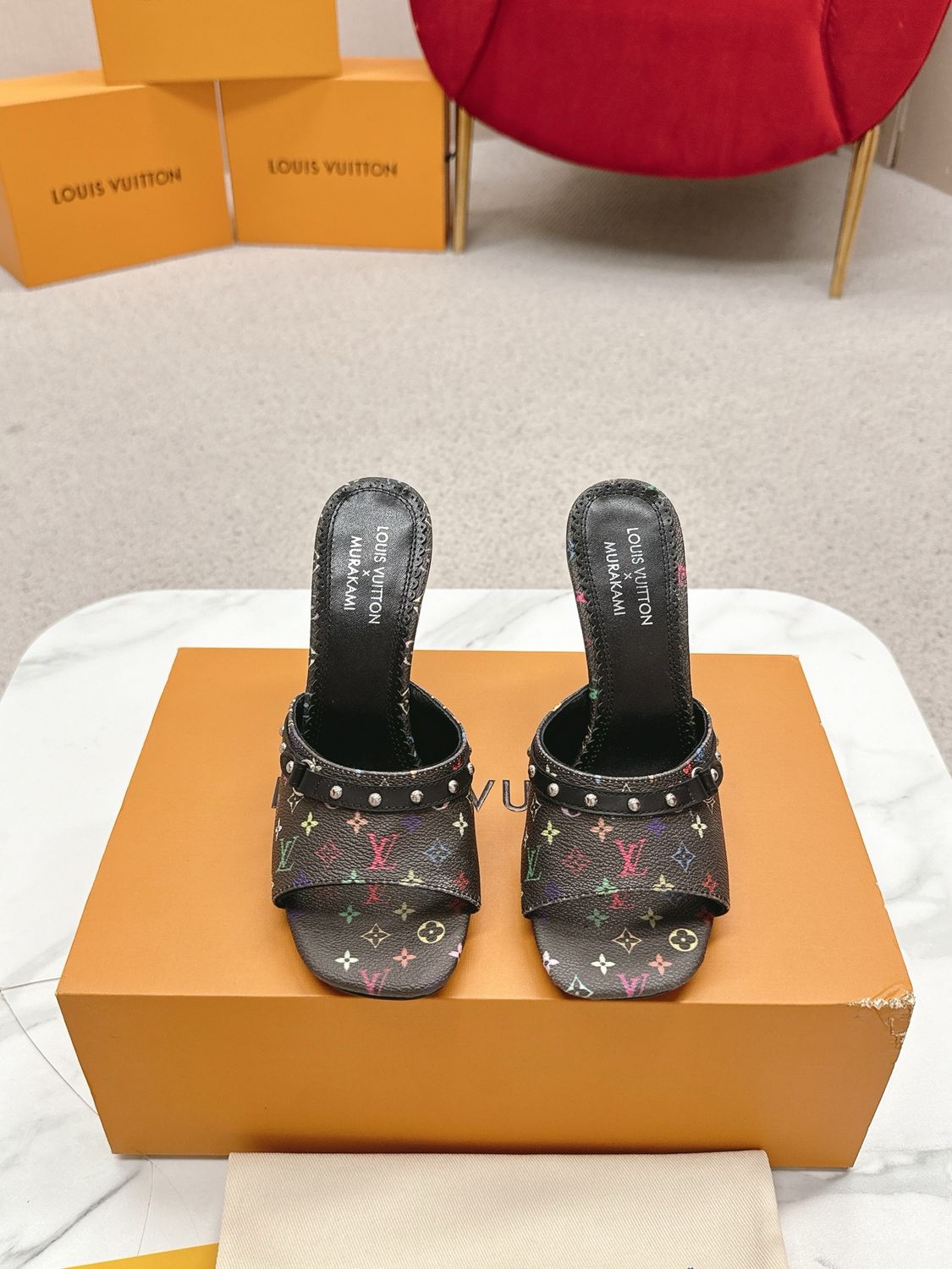 Louis Vuitton women sandals OAIA04