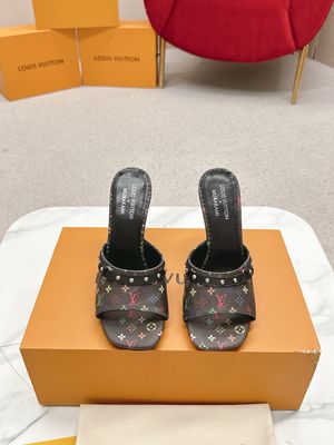 Louis Vuitton women sandals OAIA04