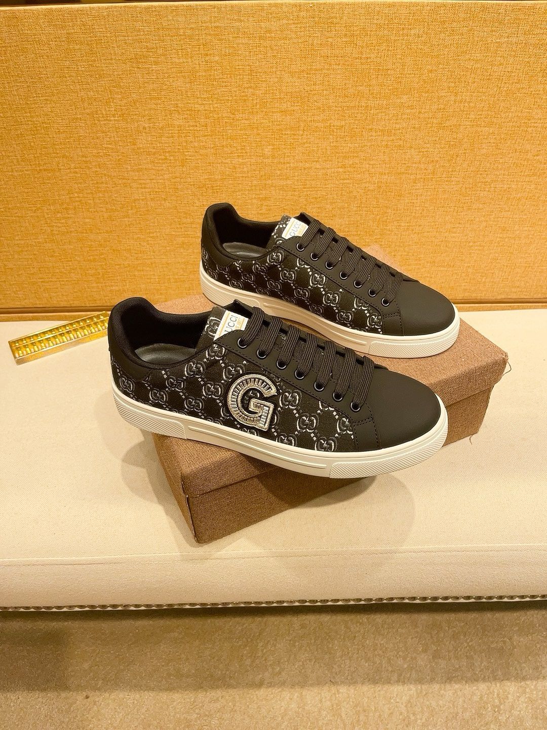 Gucci men shoes KAOA03