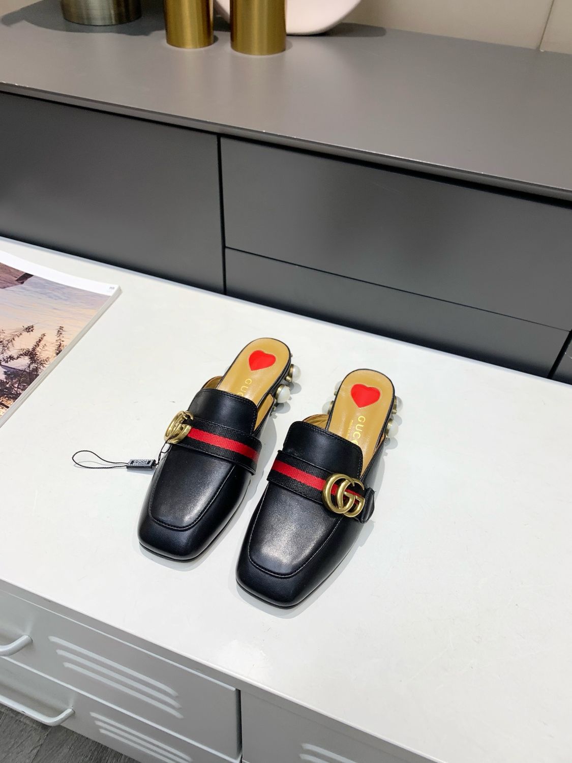 Gucci women slippers CAUA07