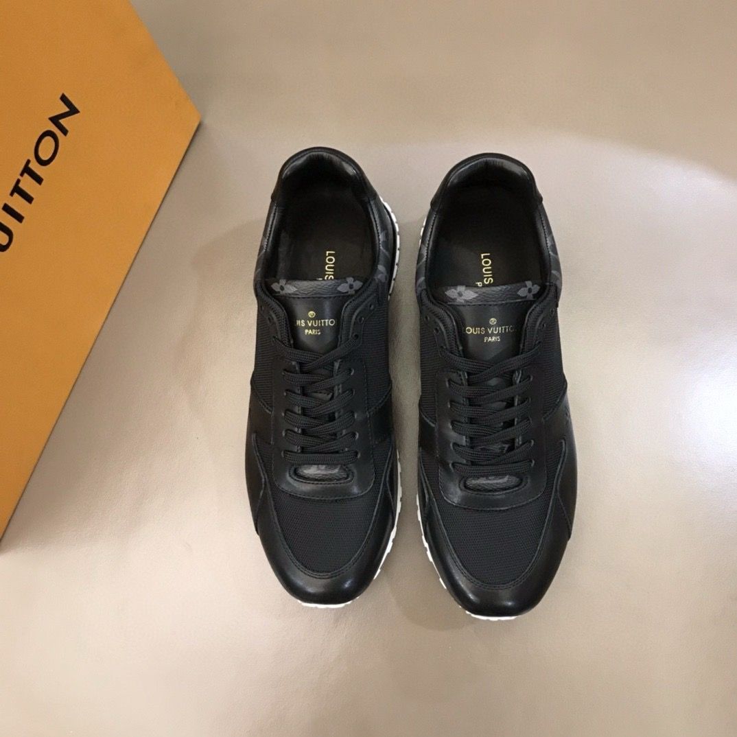 Louis Vuitton men shoes IAOA22