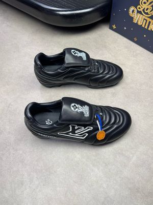 Louis Vuitton men shoes IAOA24