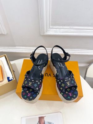 Louis Vuitton women sandals OAIA15