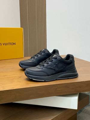 Louis Vuitton men shoes IAOA25