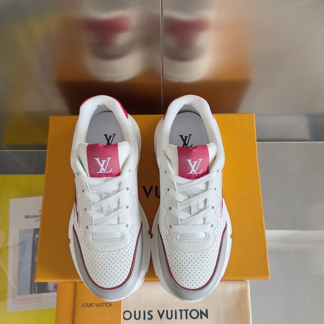 Louis Vuitton men shoes IAOA26