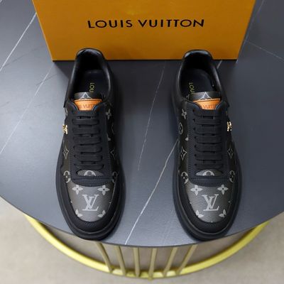 Louis Vuitton men shoes IAOB02