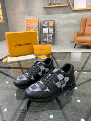 Louis Vuitton men shoes IAOB04