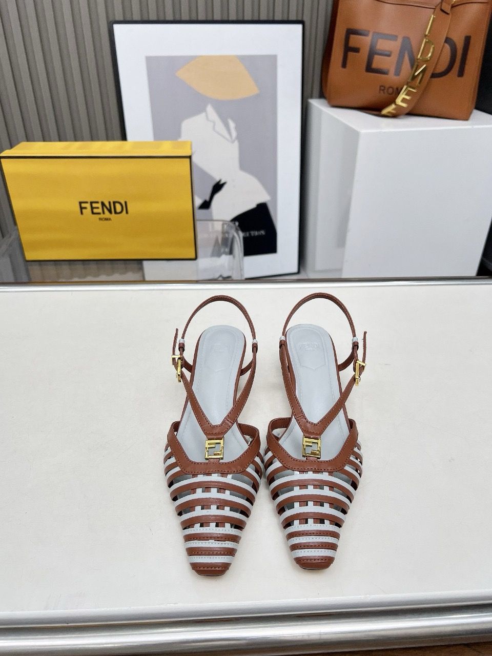 Fendi women sandals DAIB02