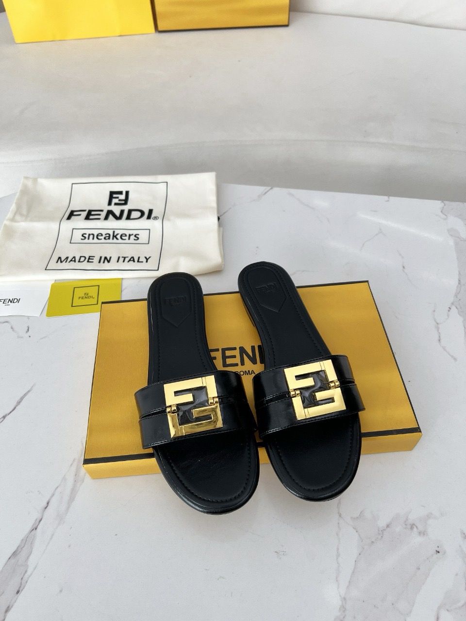 Fendi women slippers DAIB10