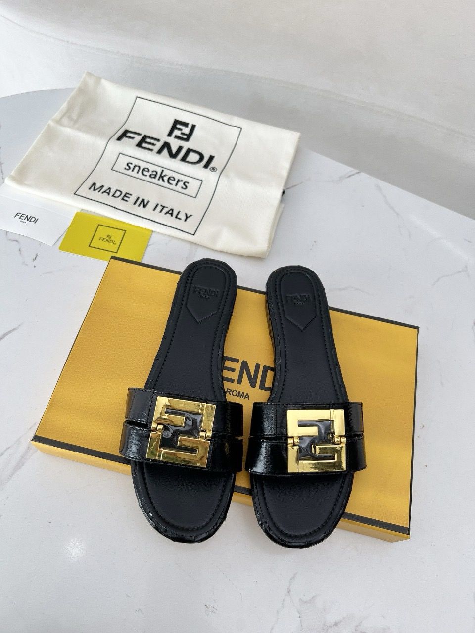 Fendi women slippers DAIB11