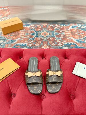 Louis Vuitton women slippers OAIC05
