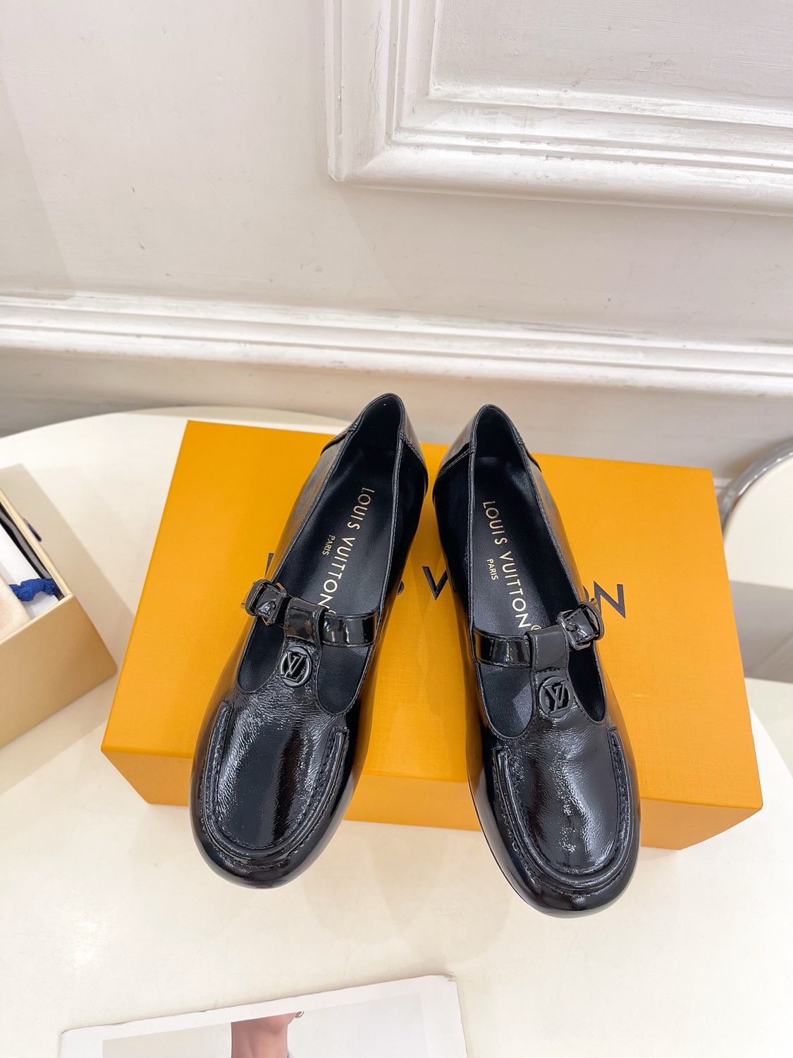 Louis Vuitton women shoes OAID01
