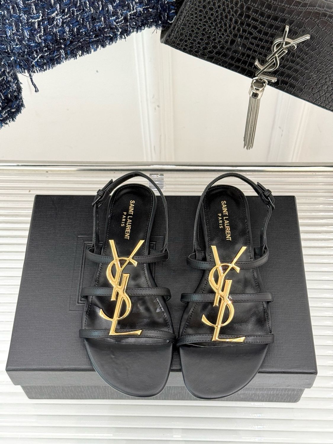 Yves Saint Laurent women sandals NAID05